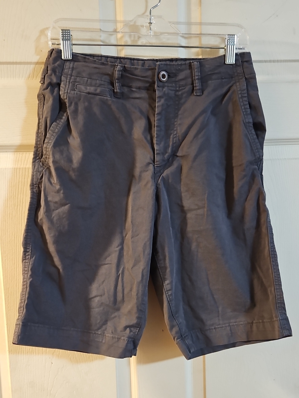 AMERICAN EAGLE MEN'S SHORTS: GRAY: GOOD CONDITION: SIZE 29